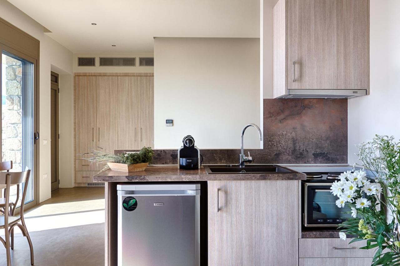 Euphoria Suites Avía Zewnętrze zdjęcie